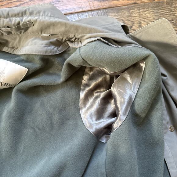 Vintage London Fog Trench Coat 8P Gray Suede Feel Zip Liner Belted Shoulder Pads - Picture 8 of 11